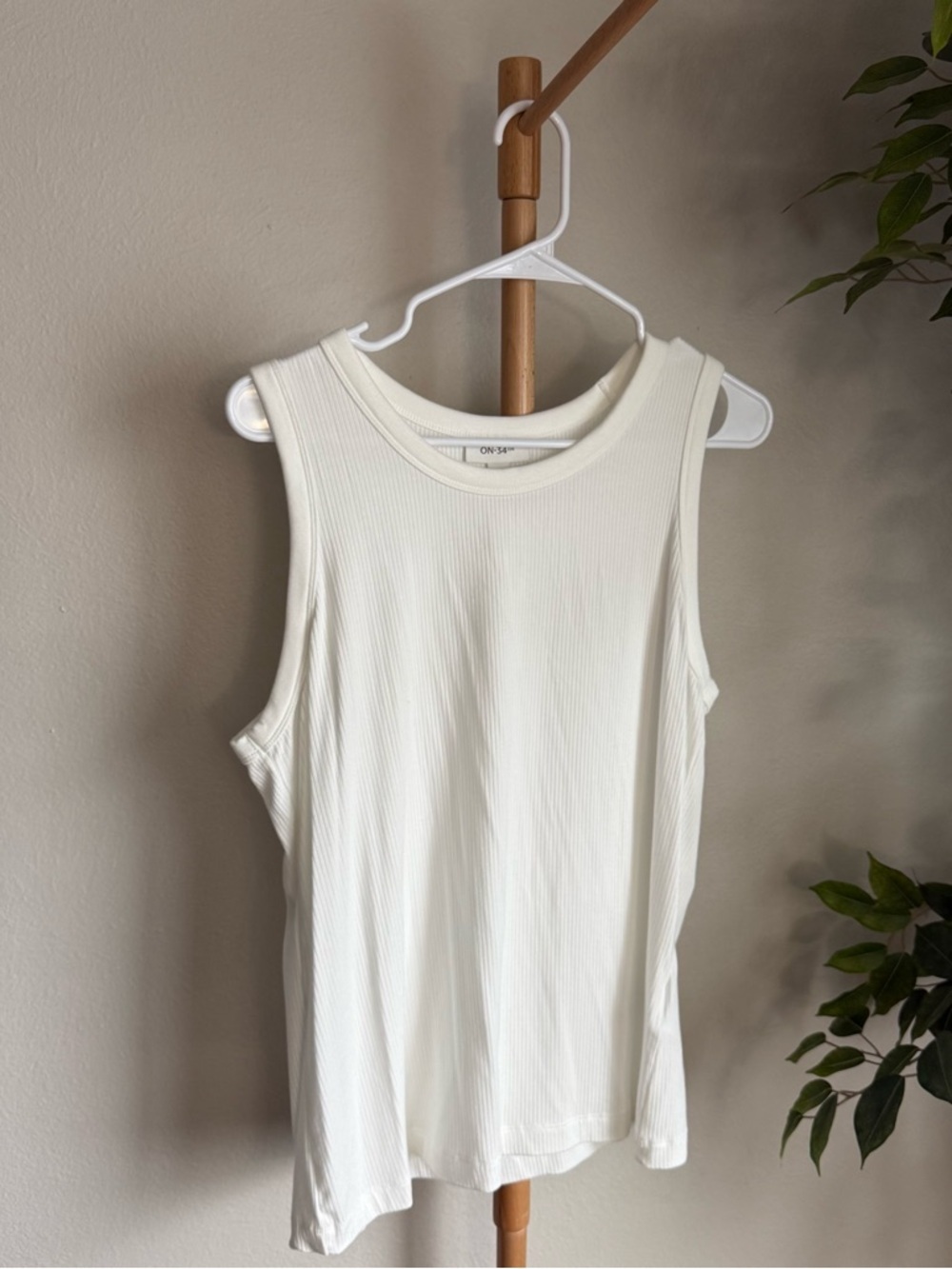 ON 34th White Basic Ribbed Sleeveless Relaxed Fit Tank Top Women’s Size XXL NWT - Picture 7 of 8